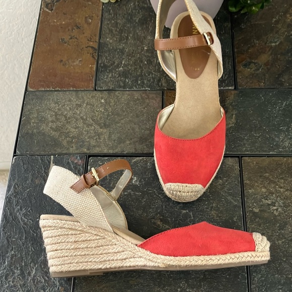 Anne Klein Shoes - Anne Klein Flex Ardine Style Espadrilles Coral and tan size 8 1/2